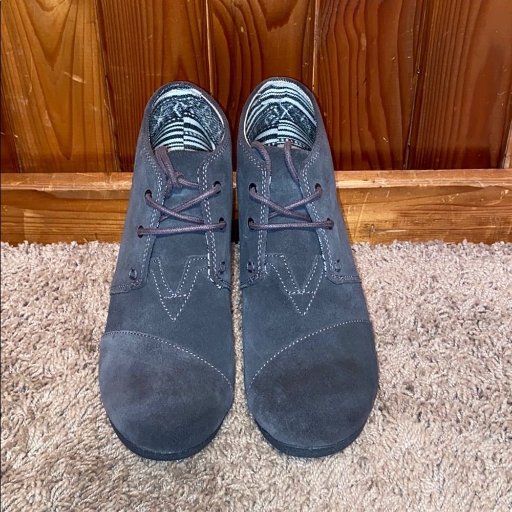 Women’s Toms wedges
